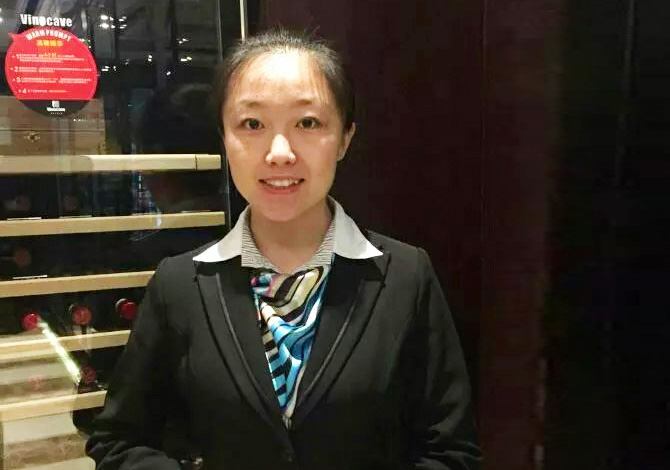 <b>在校好好學(xué)東西，工作才會(huì)有能力</b>