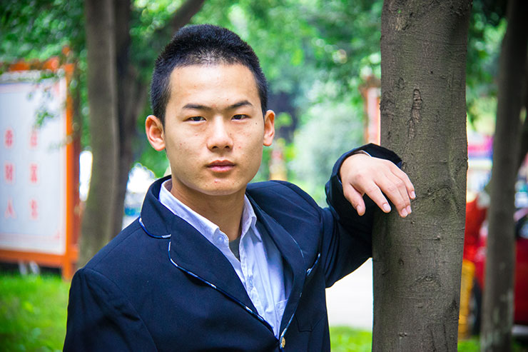 <b>吃得苦中苦，方為人上人</b>