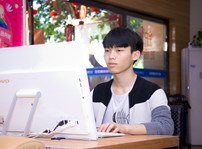 <b>誰(shuí)說(shuō)熱愛(ài)游戲動(dòng)漫不能青春熱血？</b>