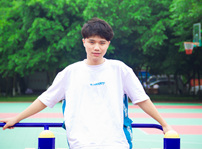 <b>選擇一所好學(xué)校，選擇一個(gè)好未來(lái)！</b>