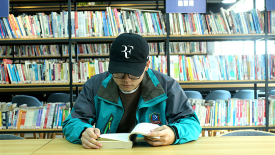 <b>高考落榜不氣餒，來(lái)新華演繹精彩人生</b>