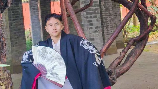 <b>打工太辛苦，學(xué)一技之長(zhǎng)能否改變現(xiàn)狀?</b>