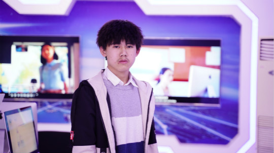 <b>歷經(jīng)艱辛，不遠(yuǎn)萬(wàn)里來(lái)新華追夢(mèng)！</b>