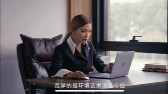 <b>人人出彩，新華讓我走的更遠(yuǎn)！</b>