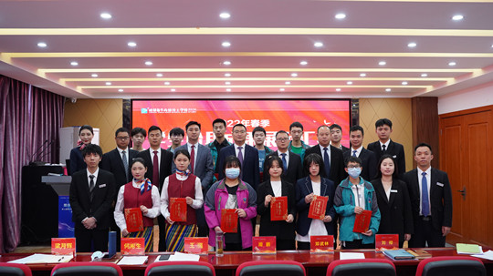 <b>新征程夢(mèng)起航|畢業(yè)季：鵬程萬里，揚(yáng)帆起航</b>