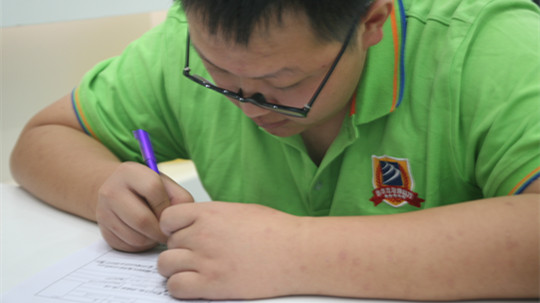 <b>新生學子|登峰造極，德才并育</b>