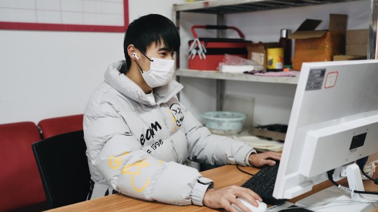 <b>優(yōu)秀學子|披星戴月，盡心竭力</b>