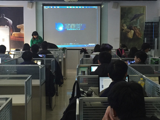 畢業(yè)季，新華學子受企業(yè)青睞