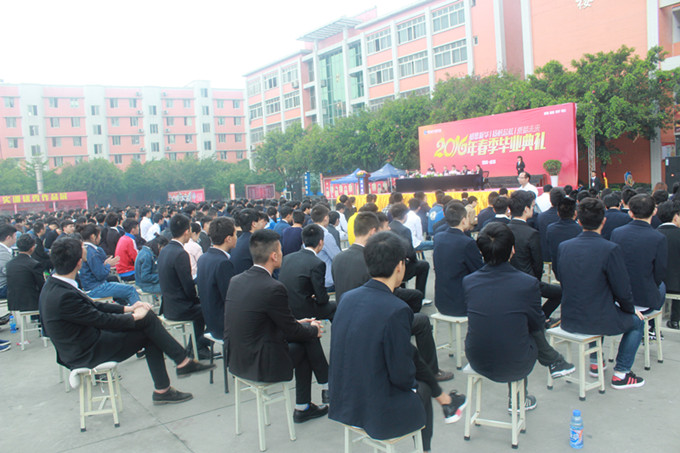 溫情畢業(yè)日：不說再見，只說永遠