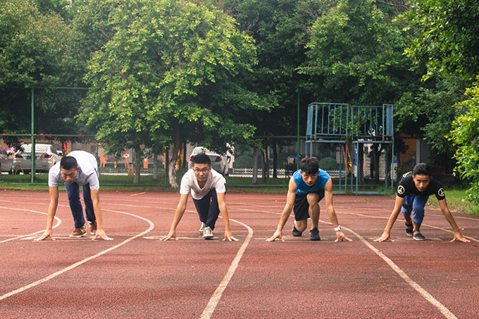 周良洪：老師和同學眼中公認的優(yōu)秀學生