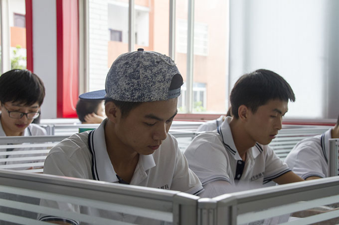 看好VR，并且相信自己的選擇