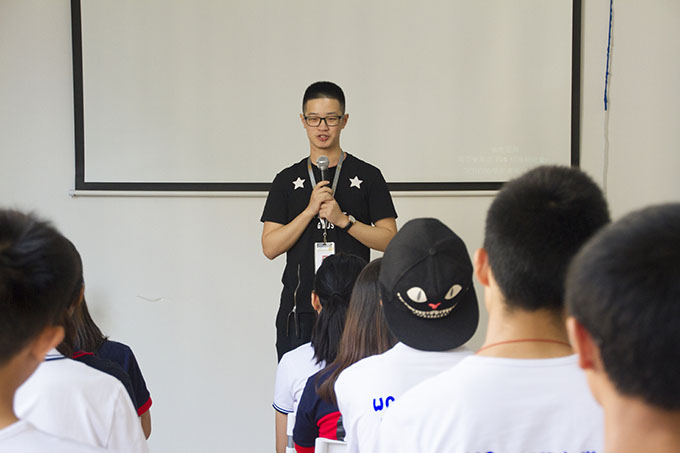 IT夏令營(yíng)，快樂(lè)和成長(zhǎng)與我們同行