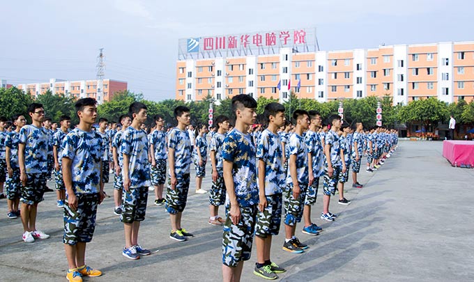 我院2016秋季軍訓大片已拉開序幕！