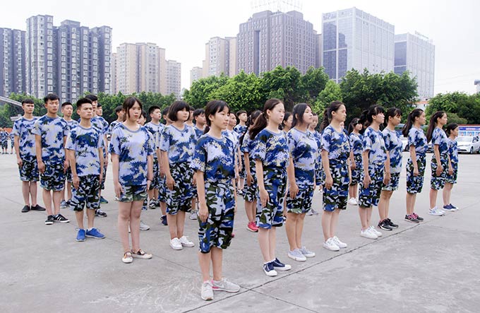 我院2016秋季軍訓大片已拉開序幕！