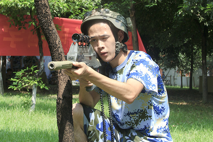 當(dāng)校園真人CS遇到里約奧運，帥到根本沒朋友