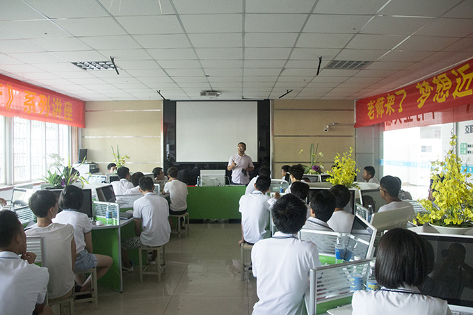 老師來了，大牛導(dǎo)師分享“互聯(lián)網(wǎng)+”模式的落地