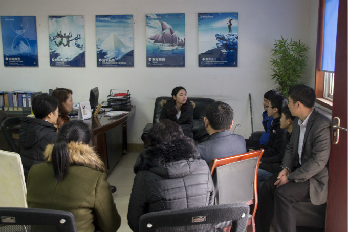 新年新氣象，新生報(bào)名場(chǎng)面火爆