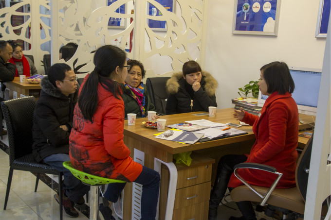 新年新氣象，新生報(bào)名場(chǎng)面火爆