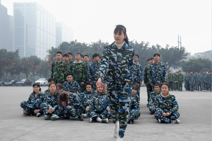 只因?qū)χR(shí)的渴求，所以她來(lái)了