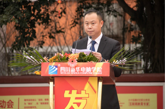 軍訓會操表演，青春與奮進的完美結合！