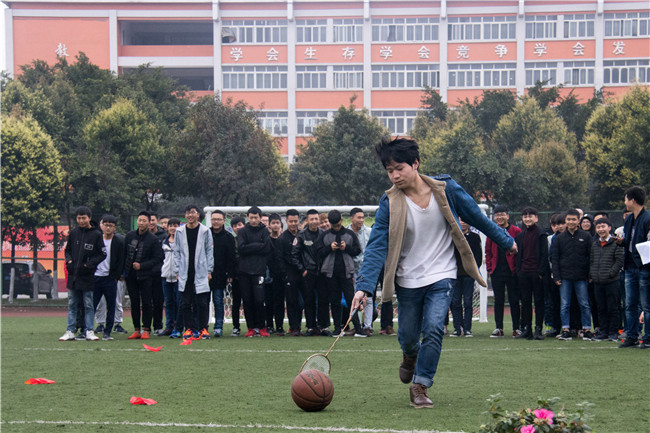 在新華|我們的運(yùn)動(dòng)會(huì)與別家的不一樣