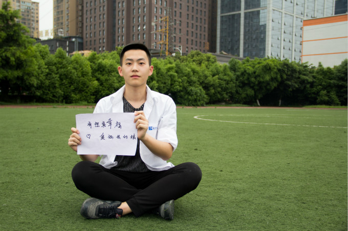 在母親節(jié)來(lái)臨之際，他們有些話想對(duì)母親說(shuō)