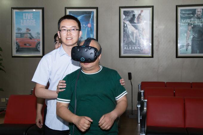 張德高告訴你：學(xué)電腦來新華，巴適得板！