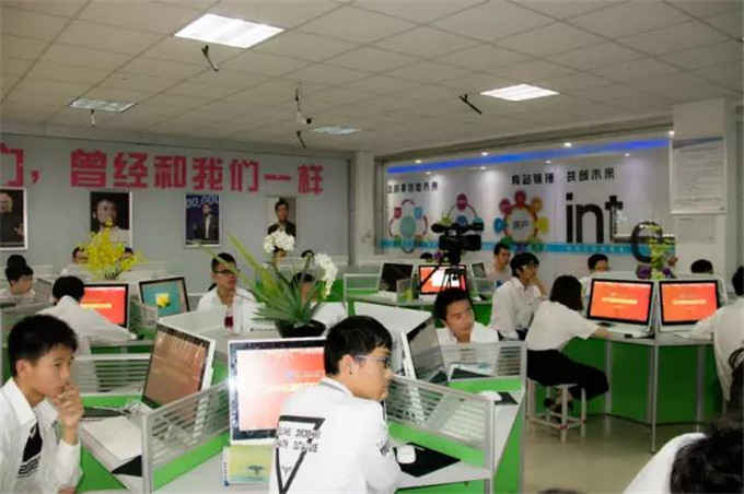 老師來了，四川新華版“陸之昂”，如約而至