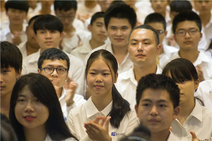 看VR如何造世界！造未來(lái)！