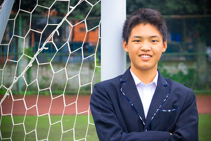 學(xué)校環(huán)鏡不錯(cuò)，實(shí)踐課程很多