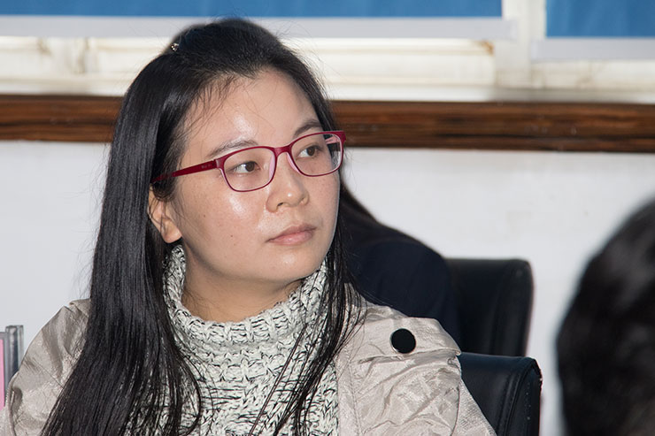 我院舉辦畢業(yè)生答辯會(huì)，隆重邀請(qǐng)家長(zhǎng)前來(lái)旁聽(tīng)