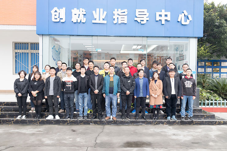 我院畢業(yè)生：用優(yōu)秀征服企業(yè)，用實(shí)力贏取工作