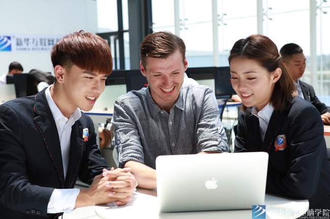 想轉(zhuǎn)行，轉(zhuǎn)到什么行業(yè)才靠譜？看了就知道