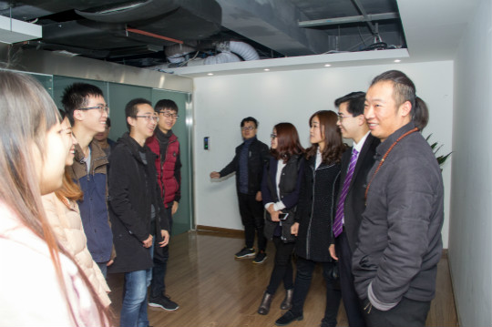 加油，實習生！四川新華一直在你身后