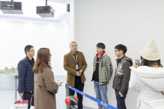 冬季大回訪，新華送溫暖