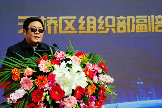 校企合作謀發(fā)展，人才搶定譜新篇