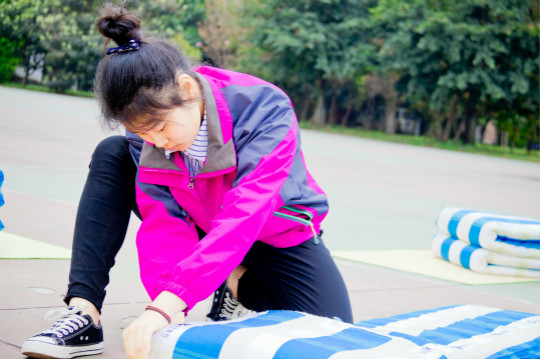 文藝女青年筑夢(mèng)新華