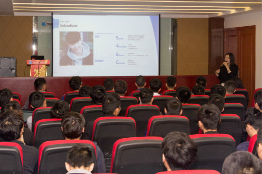 校企合作京東職業(yè)生涯規(guī)劃分享會(huì)圓滿舉行