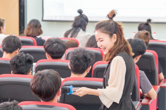 無實(shí)戰(zhàn)，不電商！“新華 · 瀾庭集杯”培訓(xùn)會(huì)強(qiáng)勢(shì)開啟