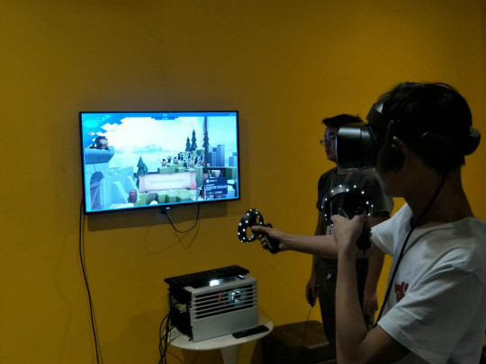 四川新華畢業(yè)生51VR游學(xué)活動(dòng)順利開(kāi)展