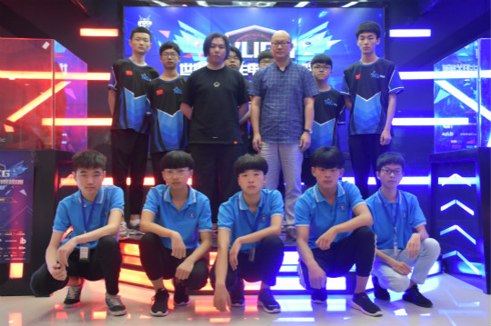 四川新華電腦學(xué)院電競專業(yè)開課了！《老師來了》為學(xué)院添磚加瓦