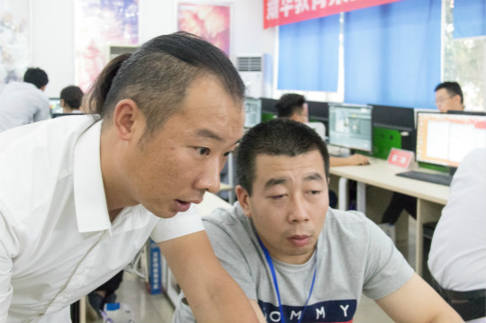 新華互聯(lián)網(wǎng)科技2018暑期VR師資培訓(xùn)之：為夢(mèng)出征