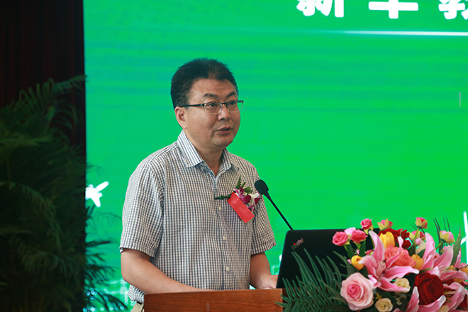 培養(yǎng)農(nóng)村電商人才，助力鄉(xiāng)村經(jīng)濟(jì)振興