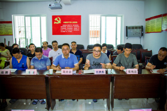 一路北上，四川新華松潘電商幫扶攻堅戰(zhàn)吹響沖鋒號