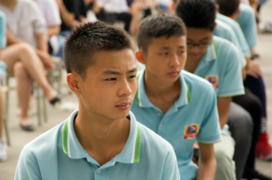 十年歸來(lái)，仍是少年 新華教育三十周年華誕之際榮譽(yù)校友齊聚母校