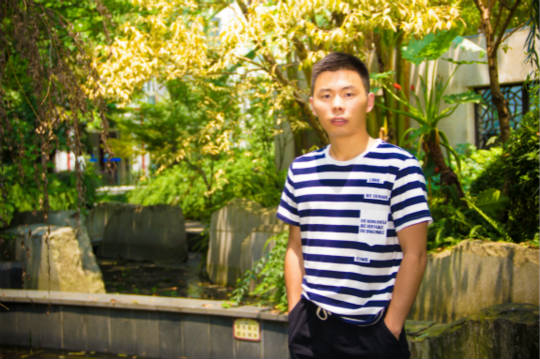 一條路走到底，用一顆創(chuàng)業(yè)赤子心來成全自己