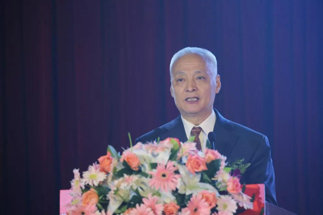 新華教育集團(tuán)新華互聯(lián)網(wǎng)科技30周年慶典華麗綻放