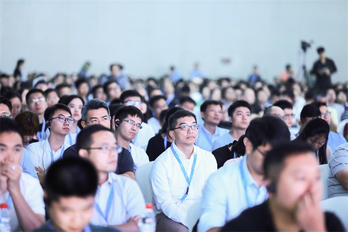 新華出席2018年ACAA教育峰會，并榮獲“精誠合作獎”