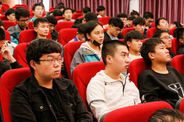 1024 《我是程序員》跟著大咖的腳步一起嗨爆未來(lái)！