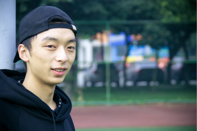 頂著家人反對，我毅然決然選擇了電競專業(yè)